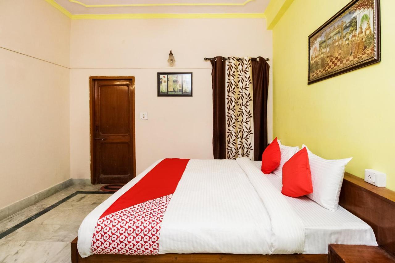 Oyo Hotel Apoorva Deluxe Jaipur Extérieur photo