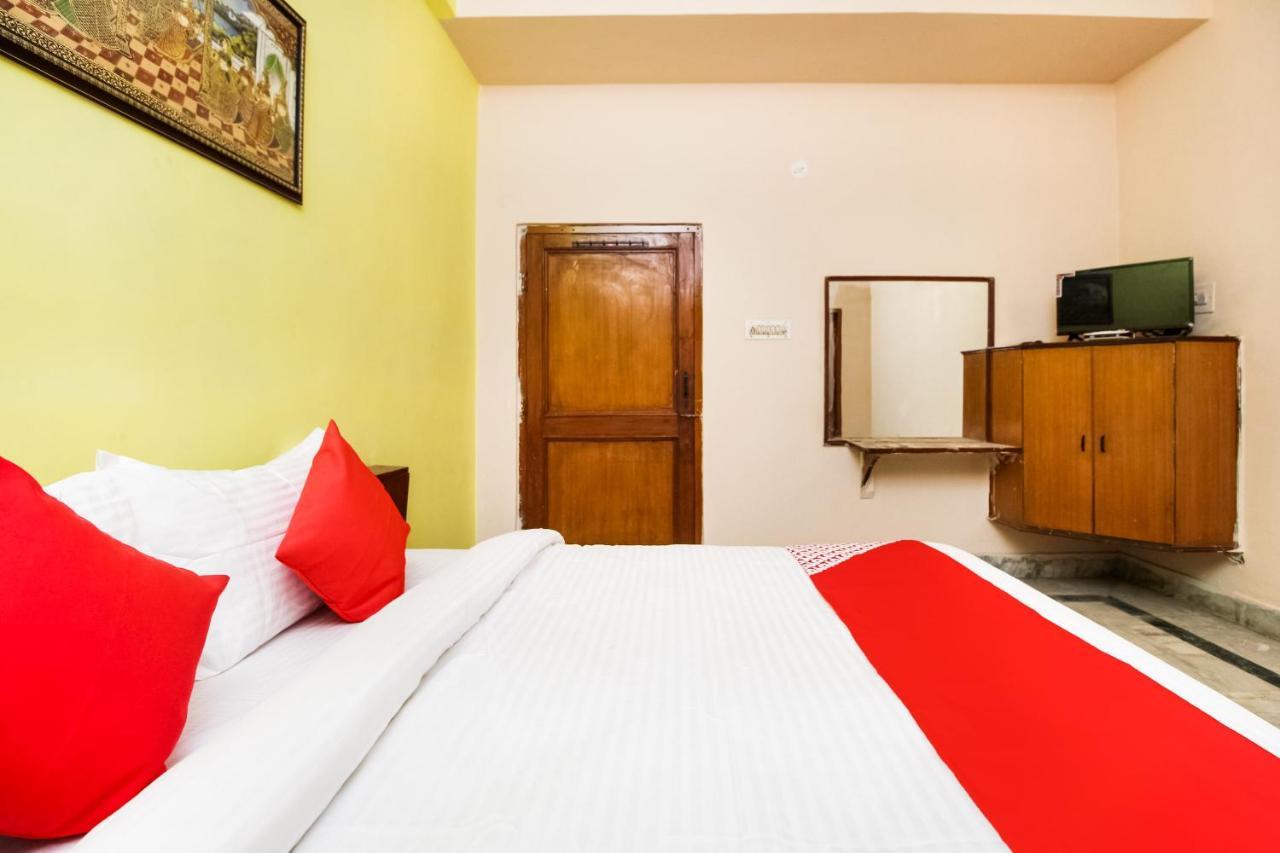 Oyo Hotel Apoorva Deluxe Jaipur Extérieur photo